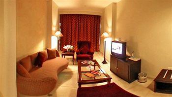 מלון Day & Suites,