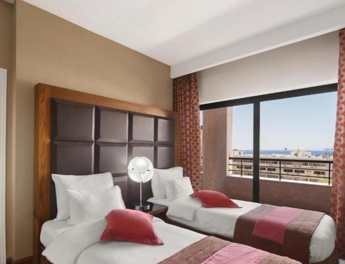 Hotel Day & Suites, 4*