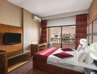 Отель Day & Suites, 4*